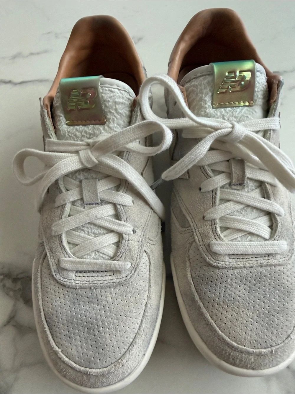 New Balance 300 Court